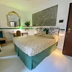 Giovanni 4* Manarola